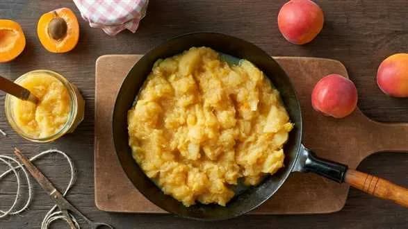 Mus jabłkowy z pomarańczami