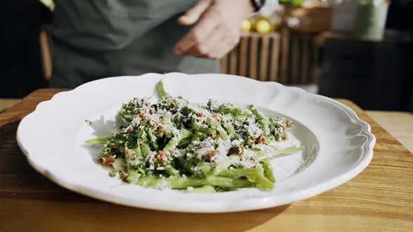 Fasolka szparagowa z gremolatą