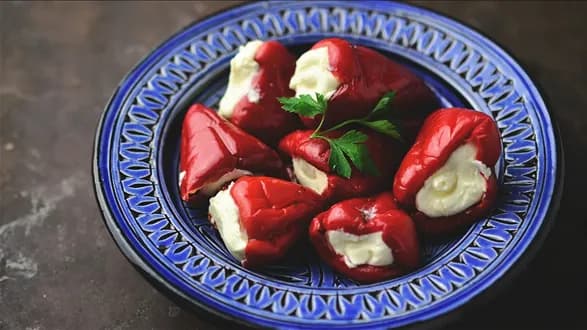 Papryczki nadziewane serem