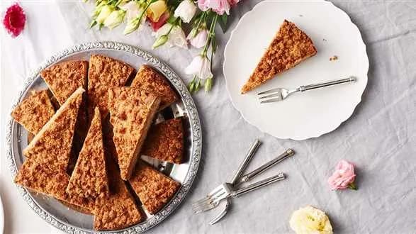 Szybkie ciasto z jabłkami i orzechami