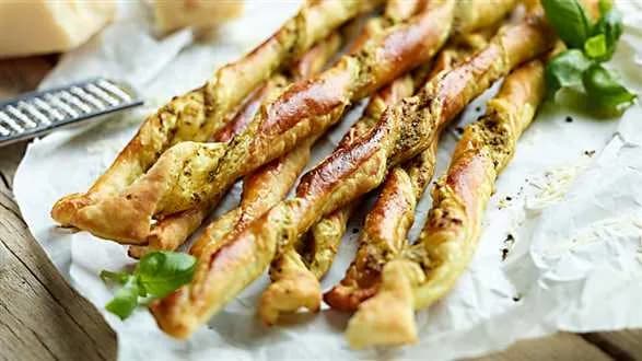 Francuskie paluchy z pesto