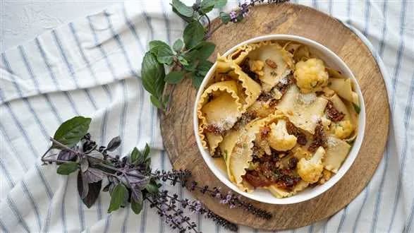 Sycylijski makaron z kalafiorem