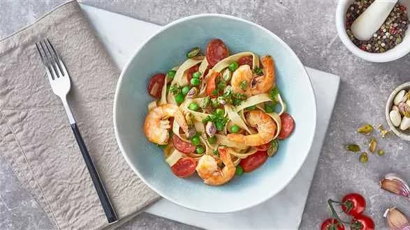 Makaron z chorizo i krewetkami