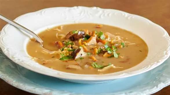 Zupa grzybowa z makaronem