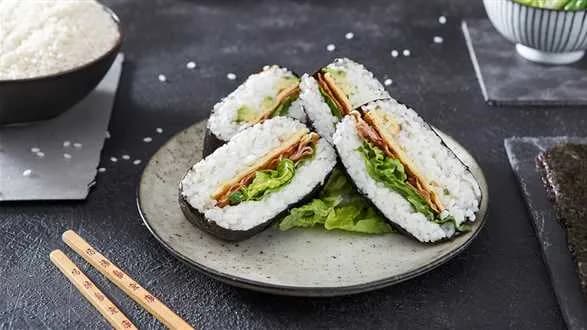 Sushi sandwich