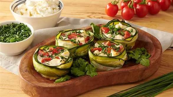 Śniadaniowe gniazdka z cukinii