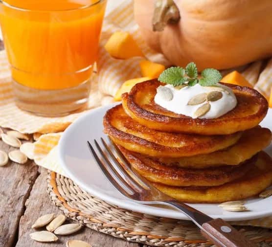 Przepis na omlet z dynią na słodko - szybkie i smaczne śniadanie