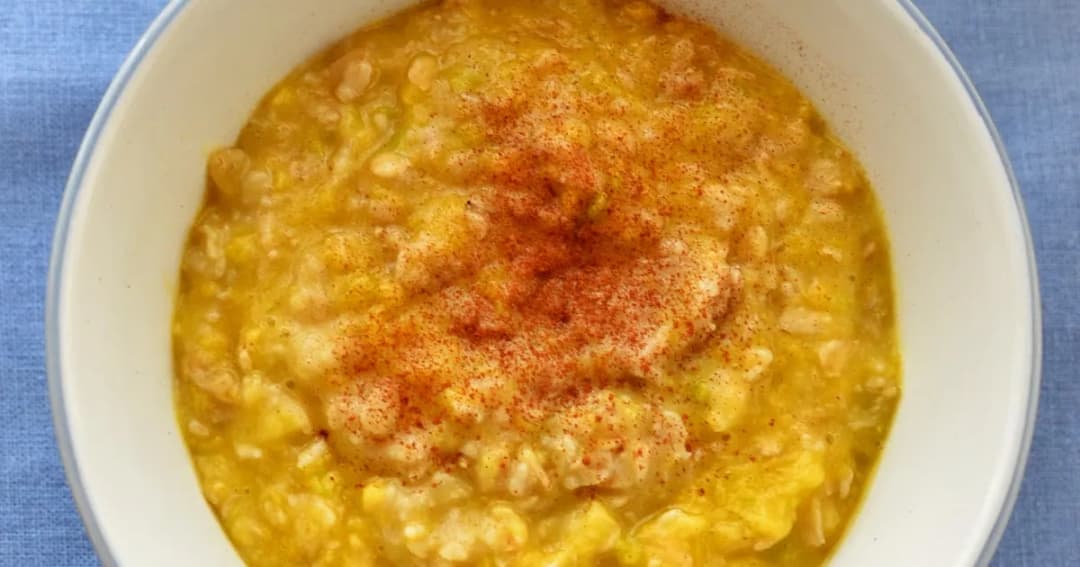 Jak zrobić pieczoną owsiankę z mango: przepis na najlepsze zdrowe śniadanie