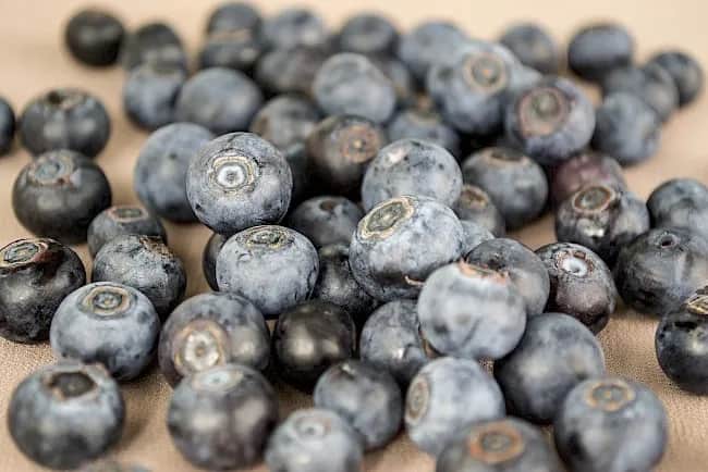 Ile kalorii mają jagody? Zaskakujące fakty o ich kaloryczności