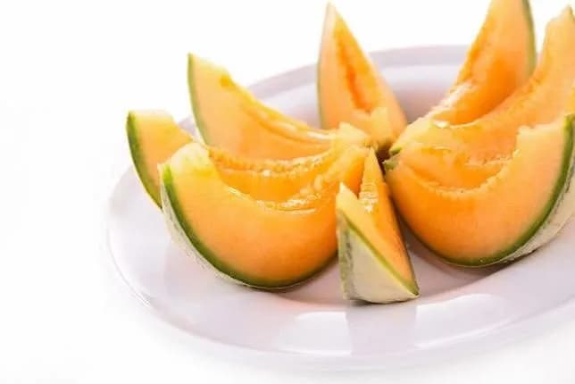 Melon żółty: Zaskakująco niskie kalorie, które mogą zmienić twoją dietę