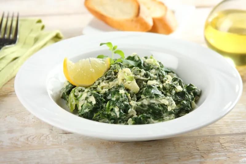 Mrożony szpinak - przepisy i sposoby przygotowania tego zdrowego warzywa