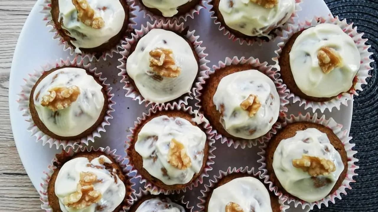 Najlepszy przepis na muffinki marchewkowe bez cukru - zdrowa przekąska fit