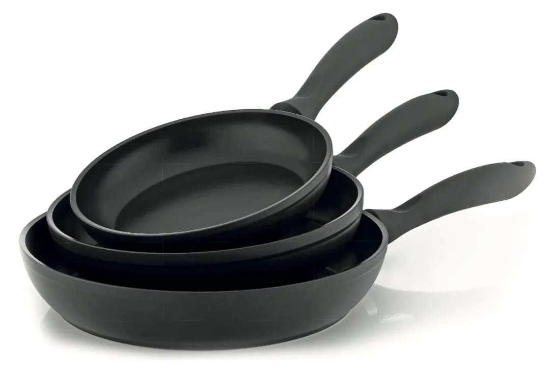 Jak wyczyścić patelnie - sprawdzone sposoby