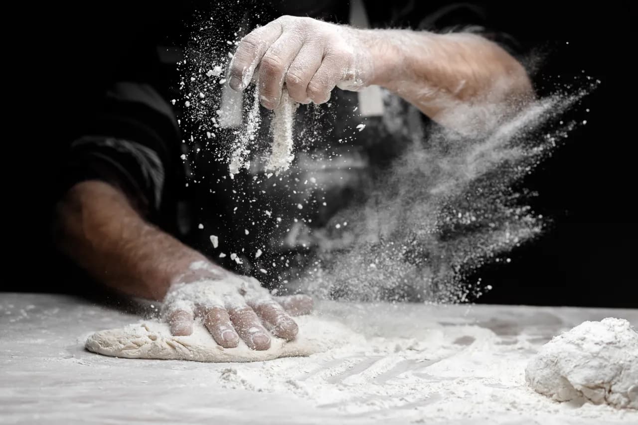 Mąka do ciasta na pizzę jak z włoskiej pizzerii – sekrety idealnego przepisu