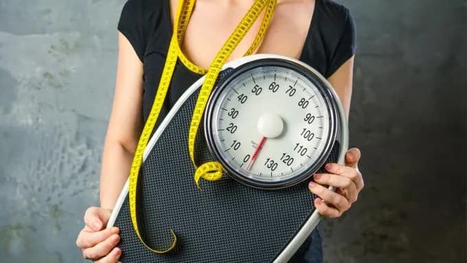 Ile kalorii to 1 kilogram? Poznaj fakty o odchudzaniu